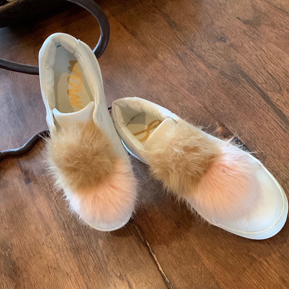 Sam Edelman Cute 🥰 White Sneakers with Real Rabbit Fur